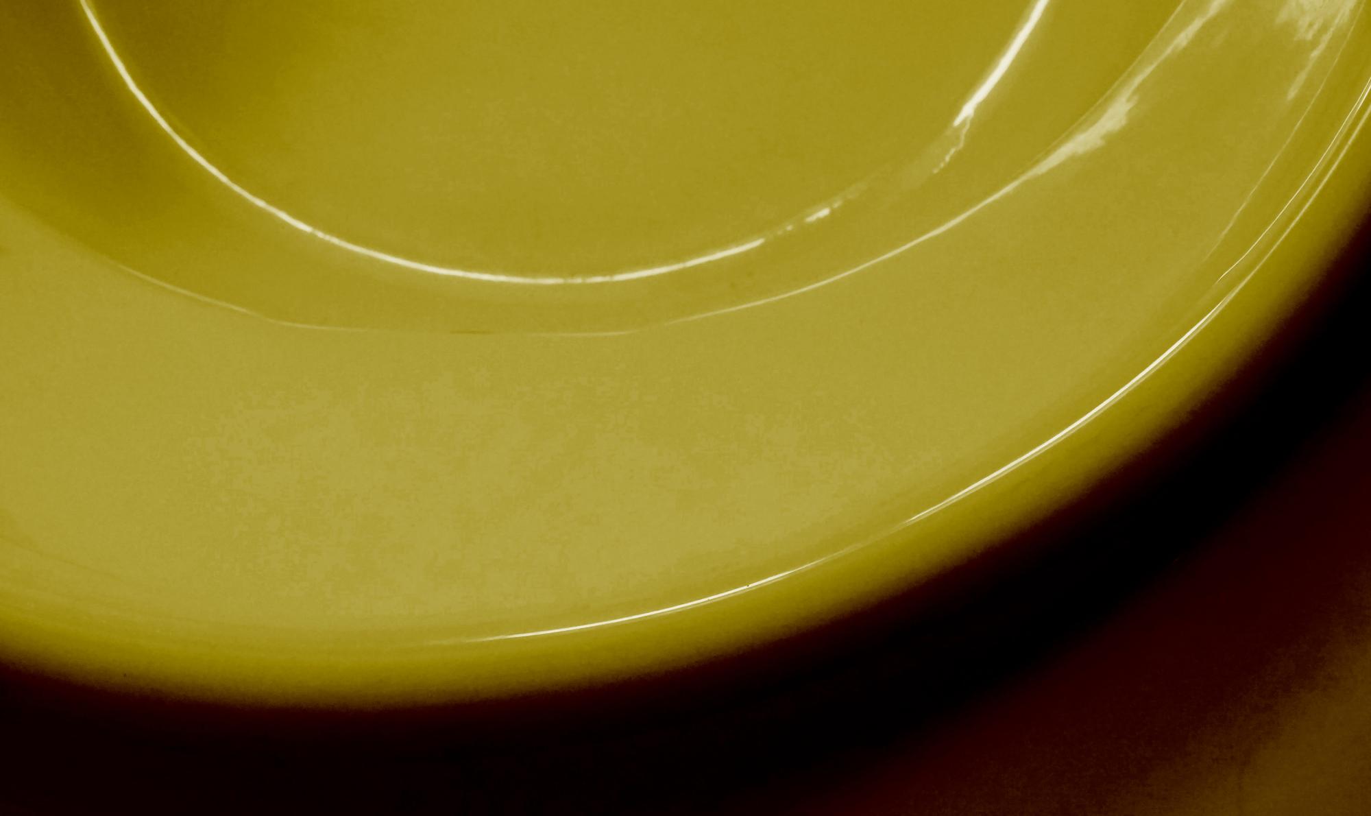 Close detail of textured sauce swipe